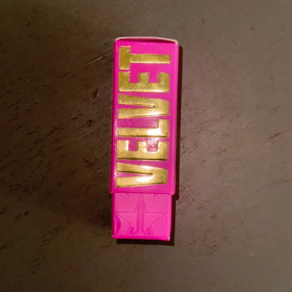 Jeffree Star Pink Lipstick Box - Gods Gift